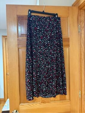 LOFT Black Maxi Skirt with Pink and White Heart Print